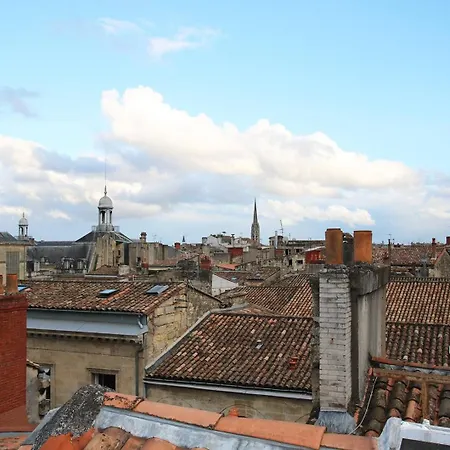 Guestready - Sunny Attic Near Grand Theatre * Bordeaux